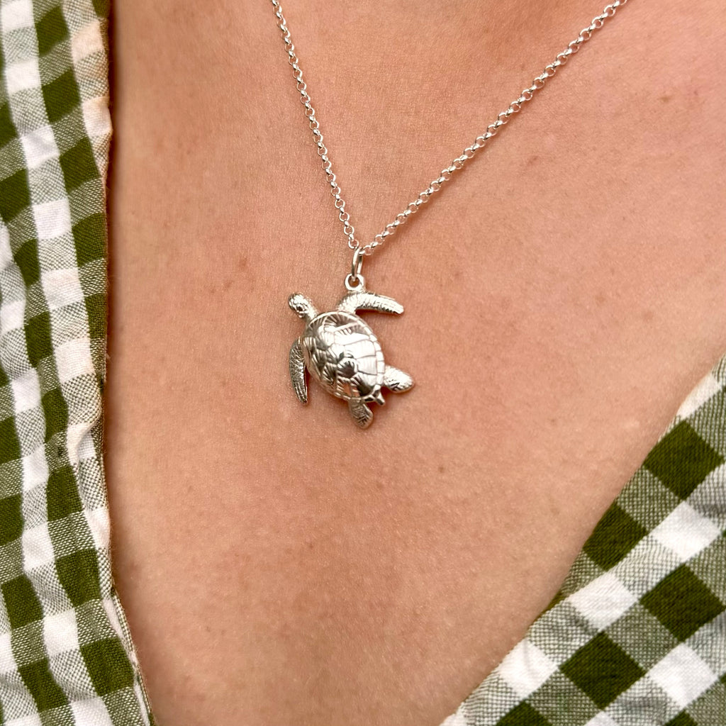 Sea Turtle Necklace - Oliver Roberts Jewellery