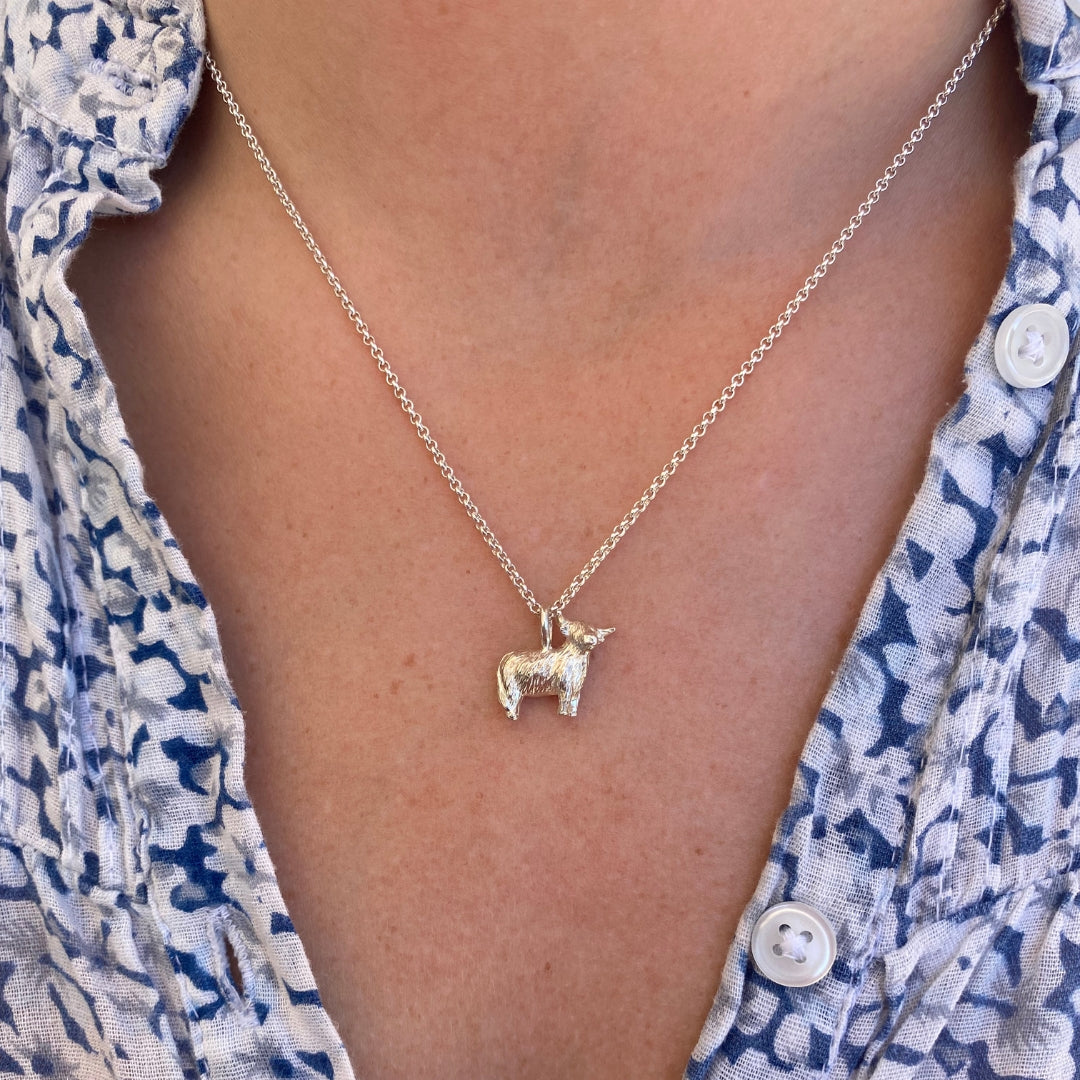Highland Cow Necklace - Oliver Roberts Jewellery