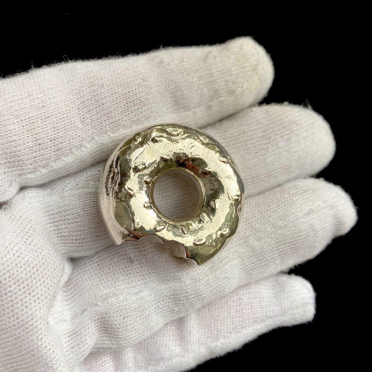 Doughnut - Oliver Roberts Jewellery