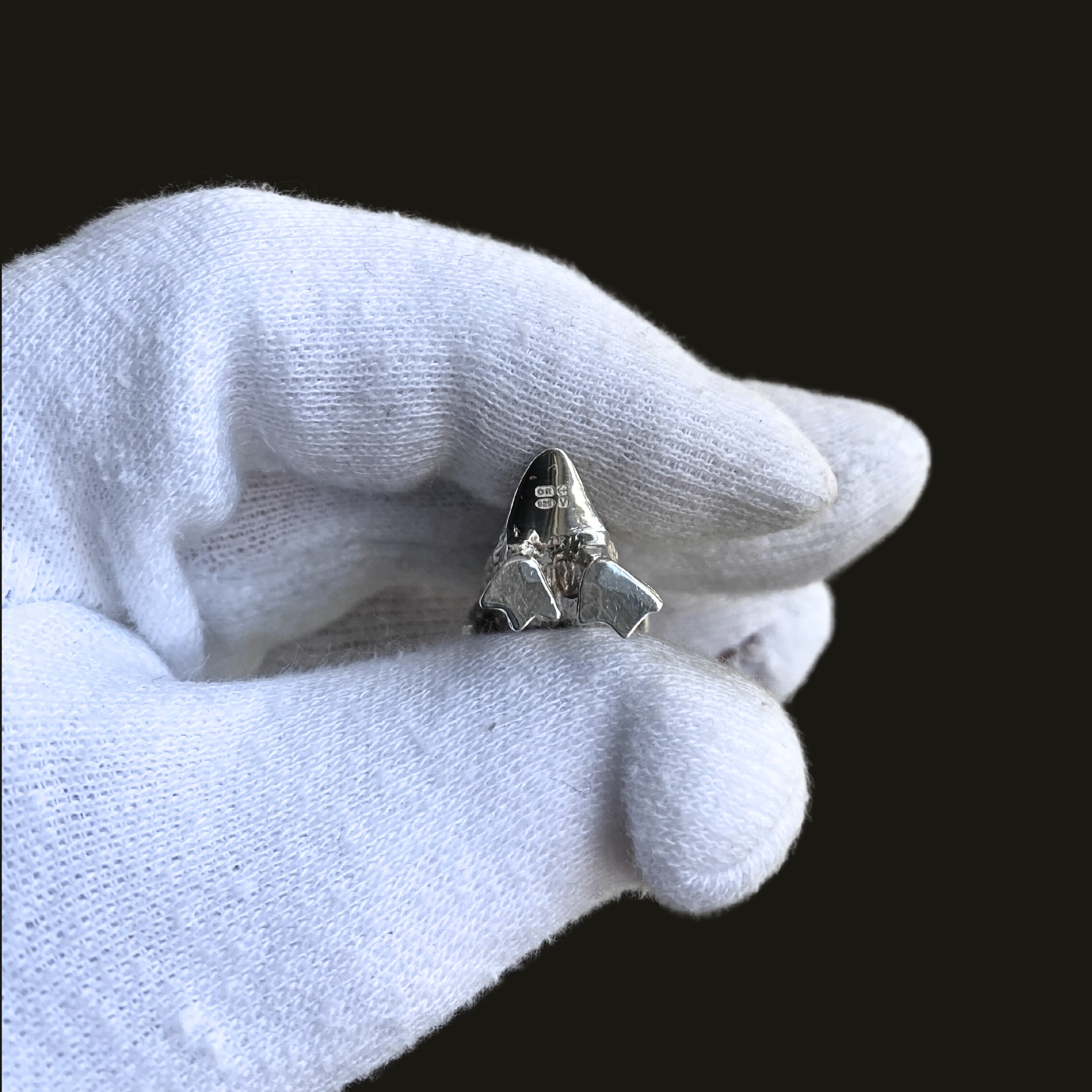 Penguin Sculpture - Oliver Roberts Jewellery