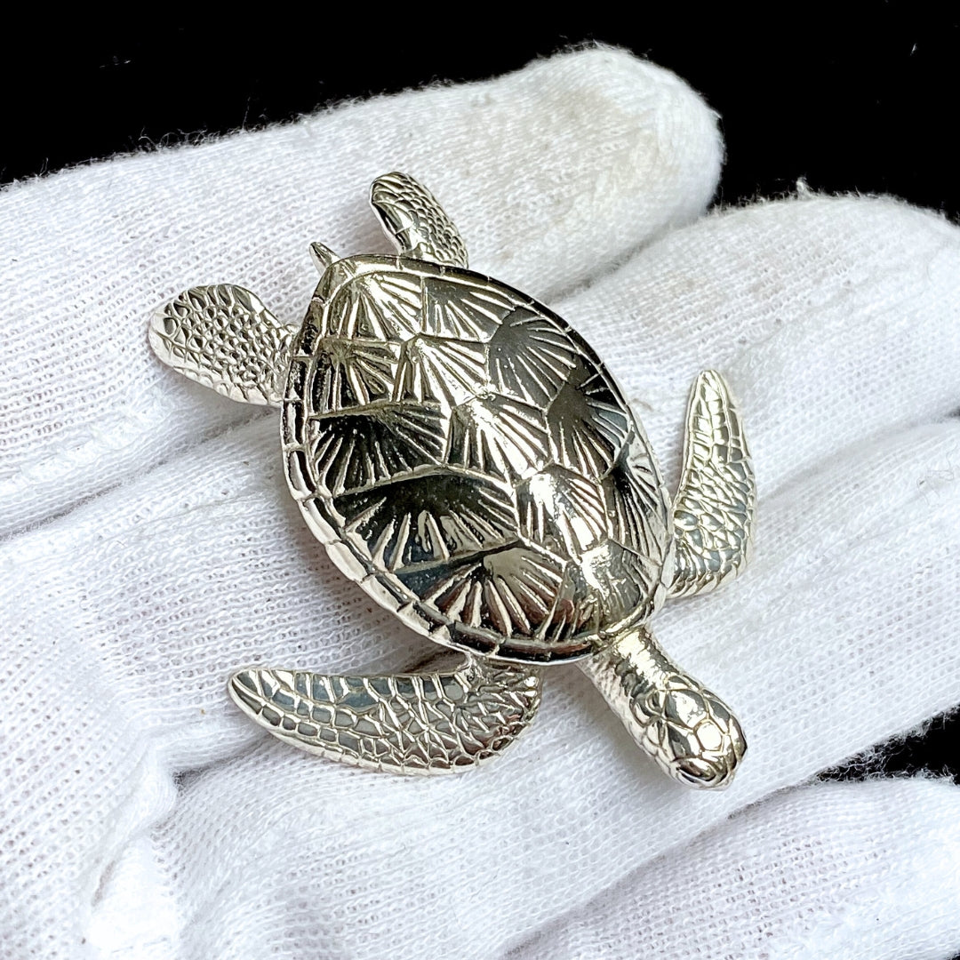 Sea Turtle Sculpture - Oliver Roberts Jewellery