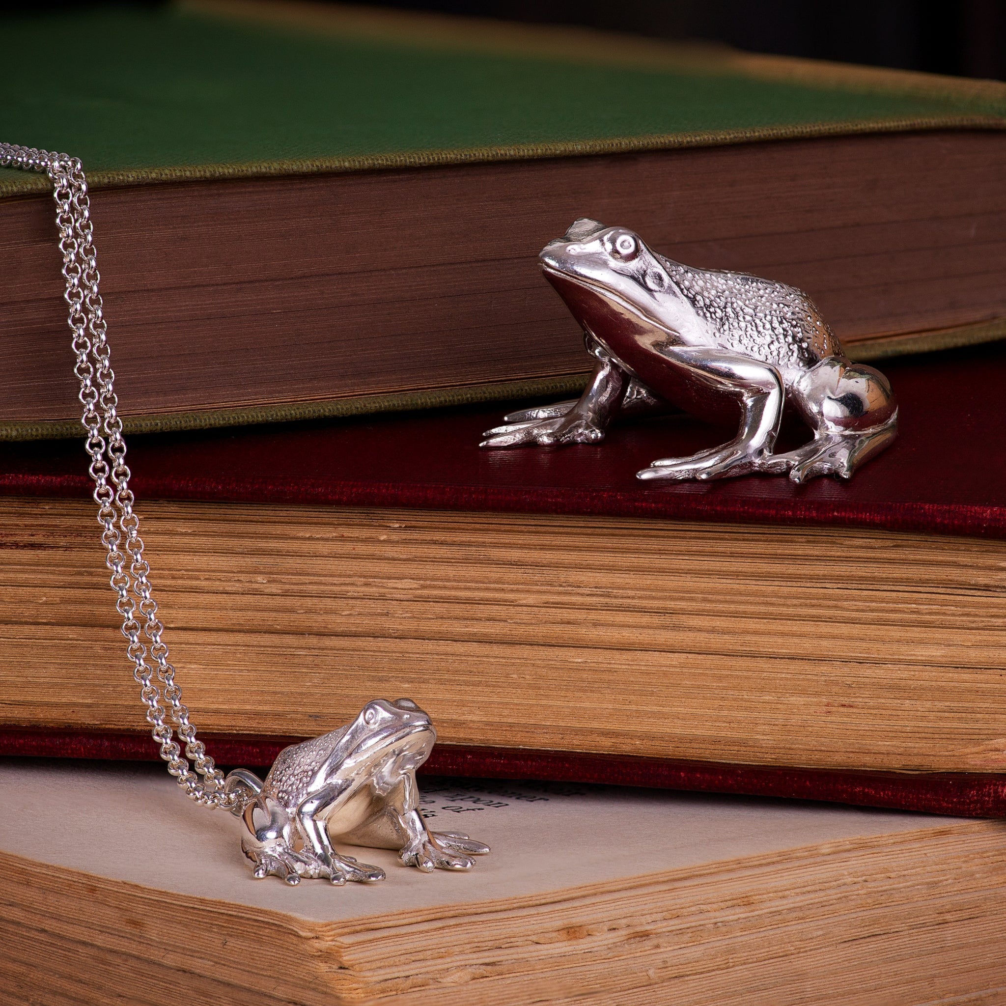 Frog pendant necklace deals